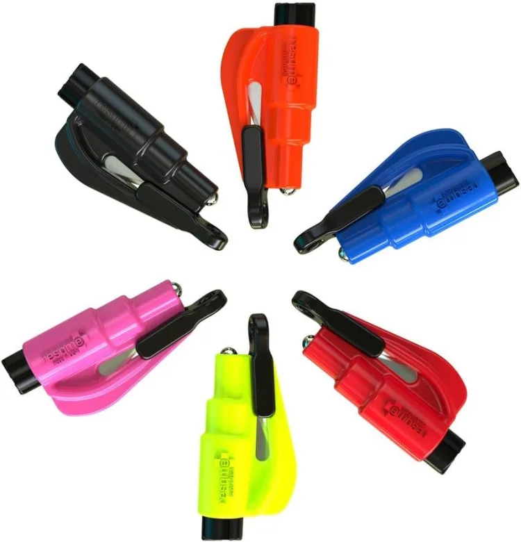 The resqme tool in six colorways — black, orange, blue, pink, safety yellow and red — arranged in a circle.